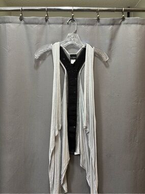 Grey Buckle Daytrip Sleeveless vest
